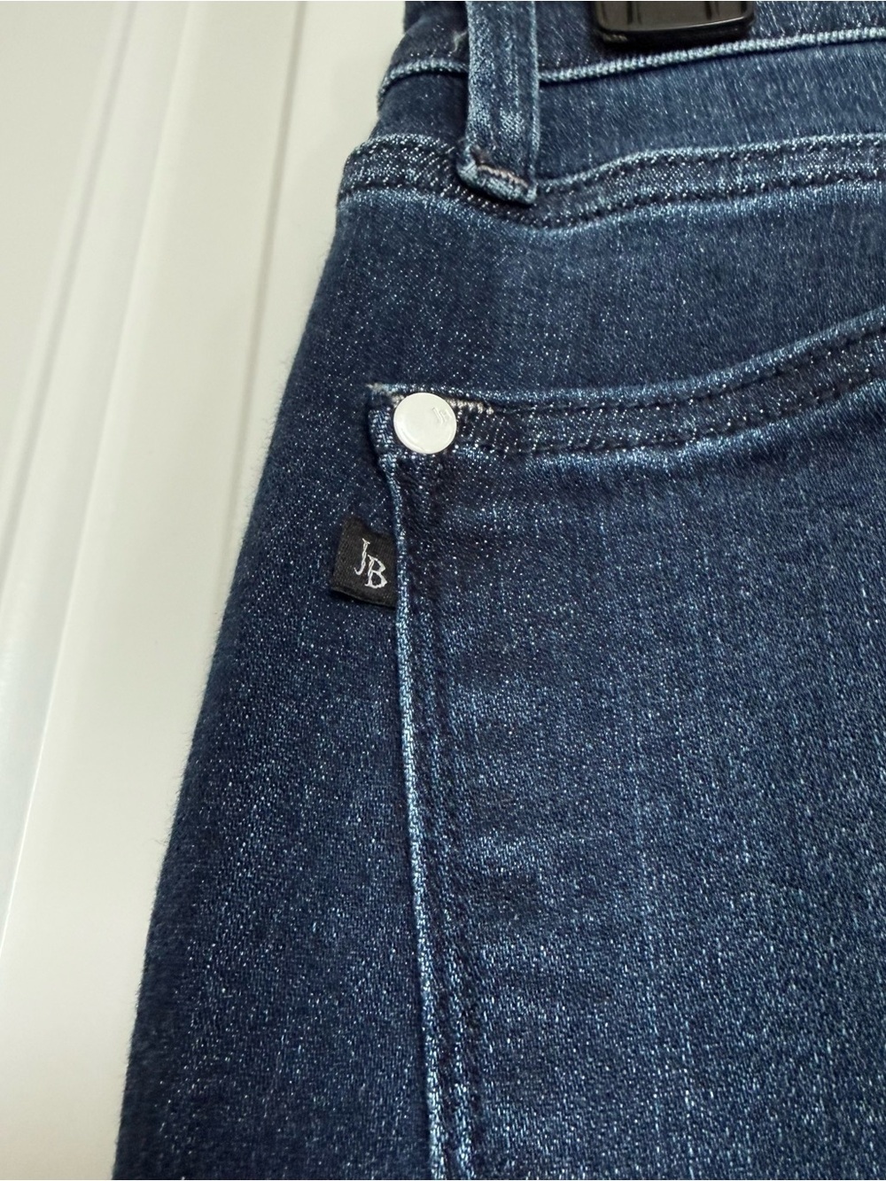 Judy Blue Women's Mid Rise Classic Crinkle Ankle Detail Skinny Jeans Size 7/28 - Picture 5 of 10